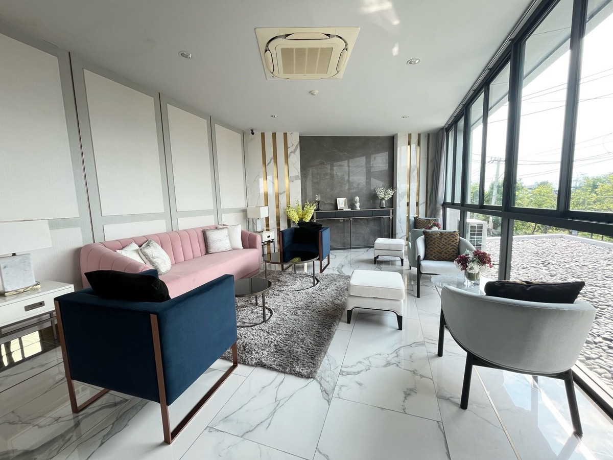 For SaleTownhomeBangna, Bearing, Lasalle : 2-story townhome for sale