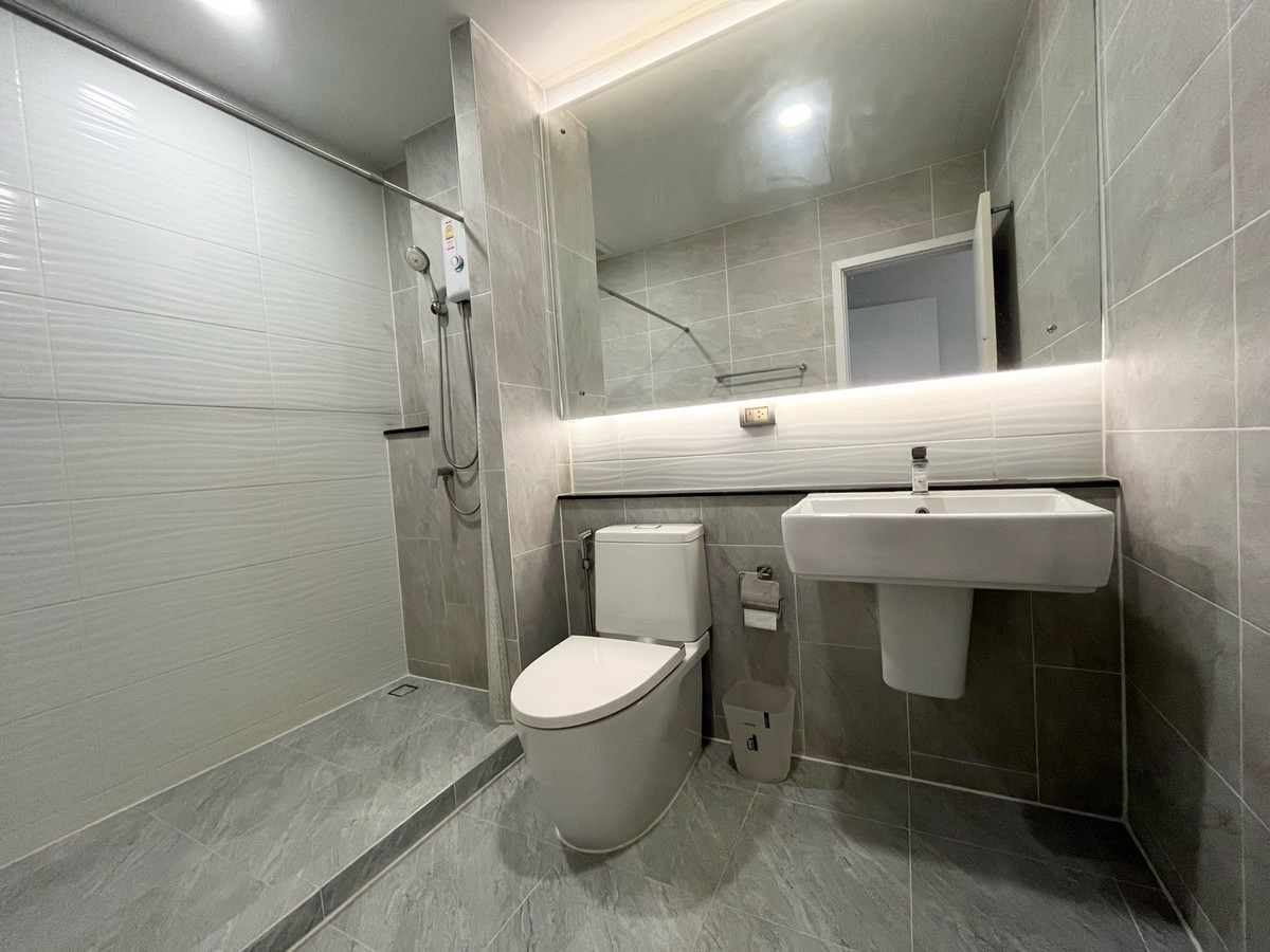 For SaleTownhomeBangna, Bearing, Lasalle : 2-story townhome for sale