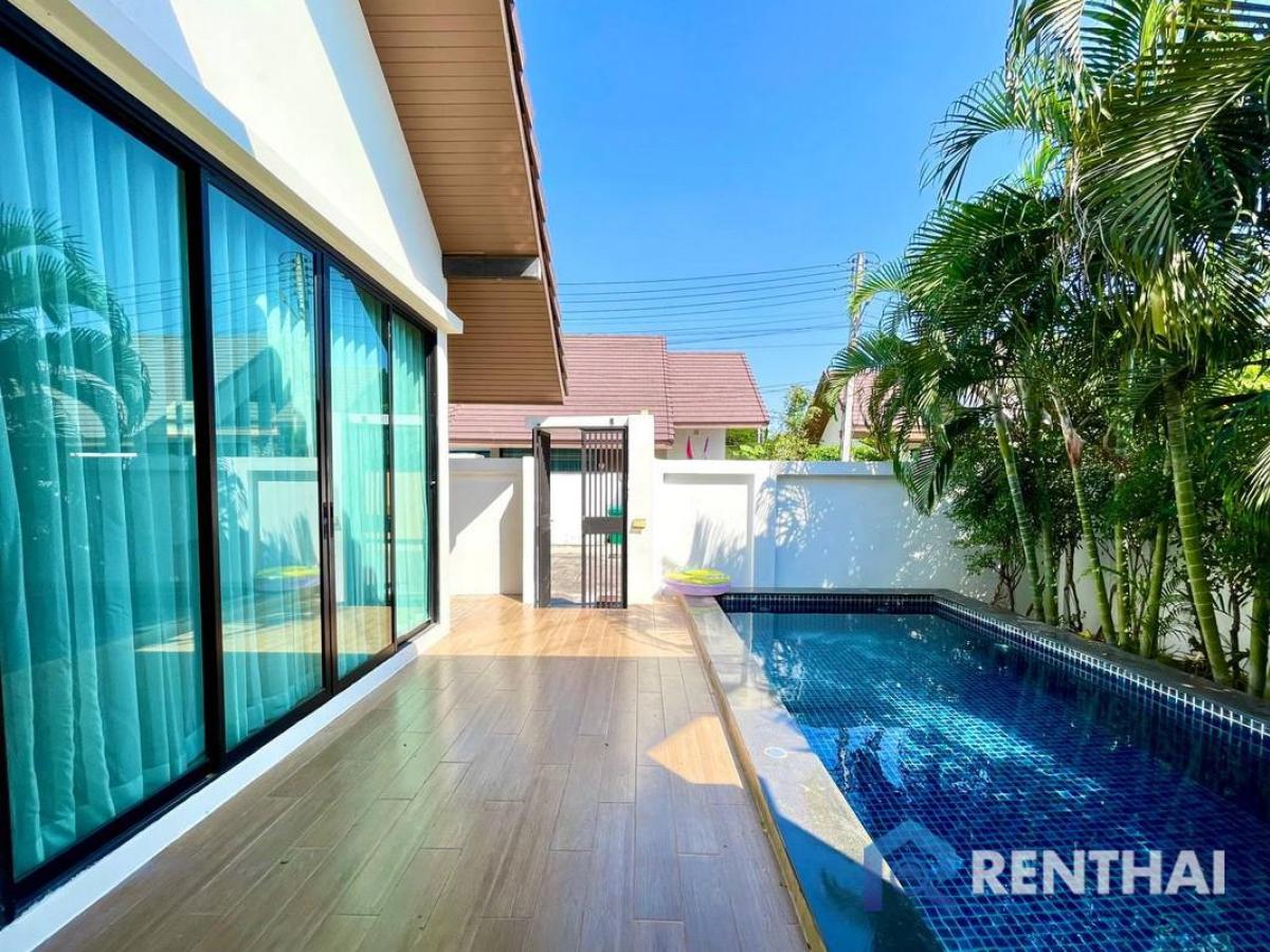 For SaleHousePattaya, Bangsaen, Chonburi : Fully Furnished  House  with Private Pool