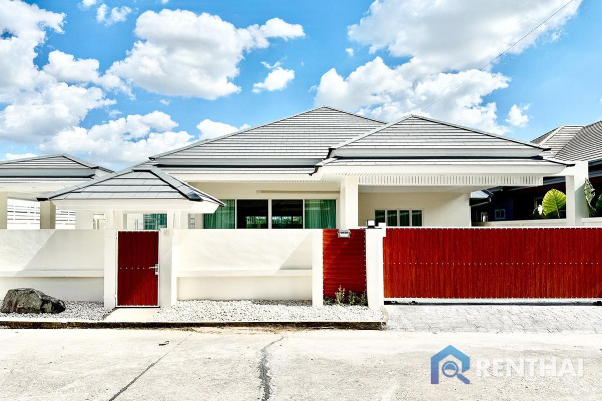 For SaleHousePattaya, Bangsaen, Chonburi : Suitable for family living or rental investment