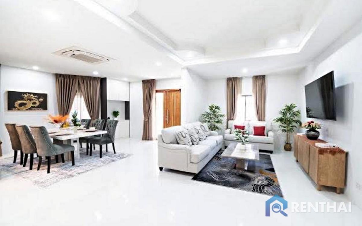 For SaleHousePattaya, Bangsaen, Chonburi : Fully Renovated 2-Storey Villa for Sale in the Heart of the City