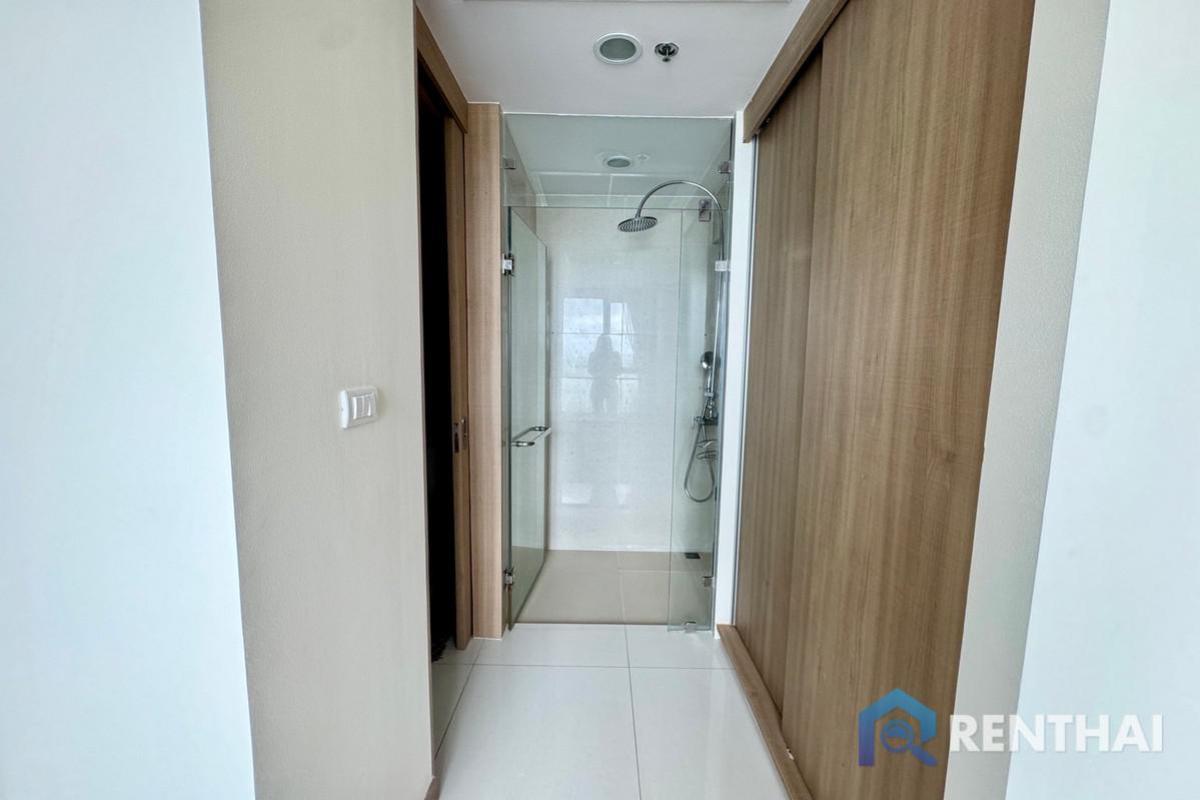 ขายคอนโดพัทยา บางแสน ชลบุรี สัตหีบ : ขายคอนโดเดอะริเวียร่า วงศ์อมาตย์ 1 ห้องนอน 35 ตร.ม. วิวทะเลตรงๆ ห้องชื่อต่างชาติราคาดีๆ