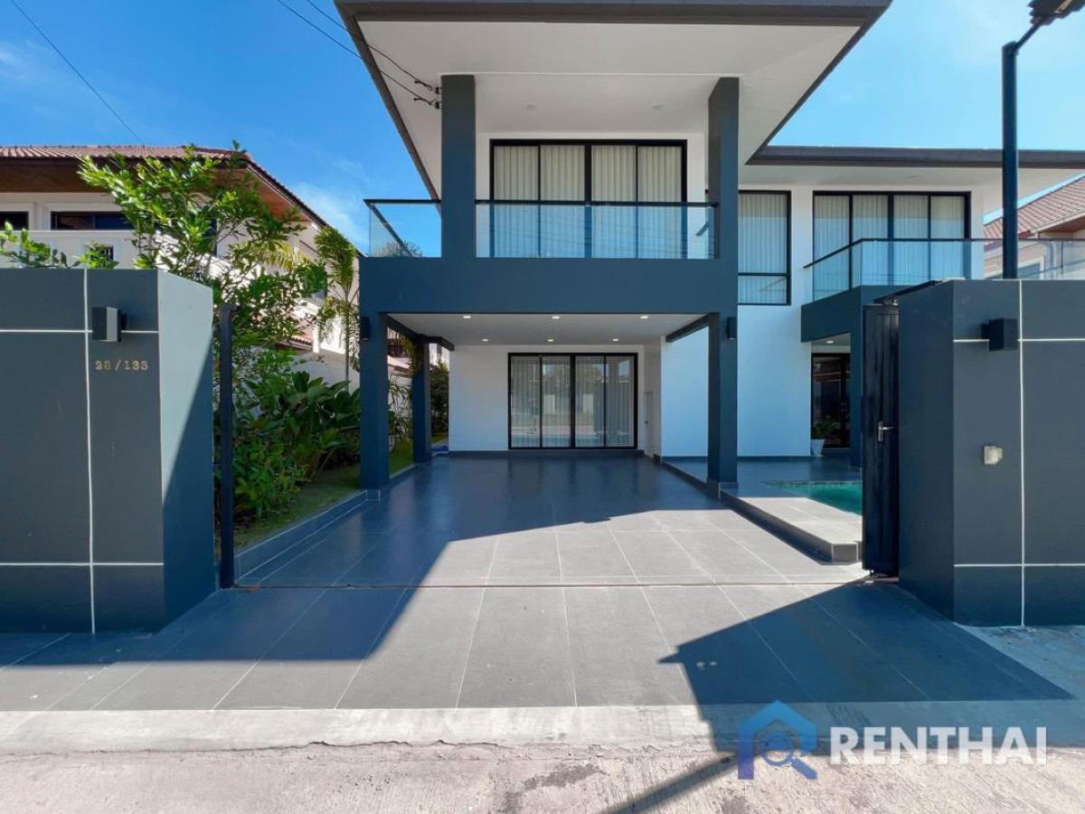 For SaleHousePattaya, Bangsaen, Chonburi : Modern 2 Storey Pool Villa close to Jomtien Beach