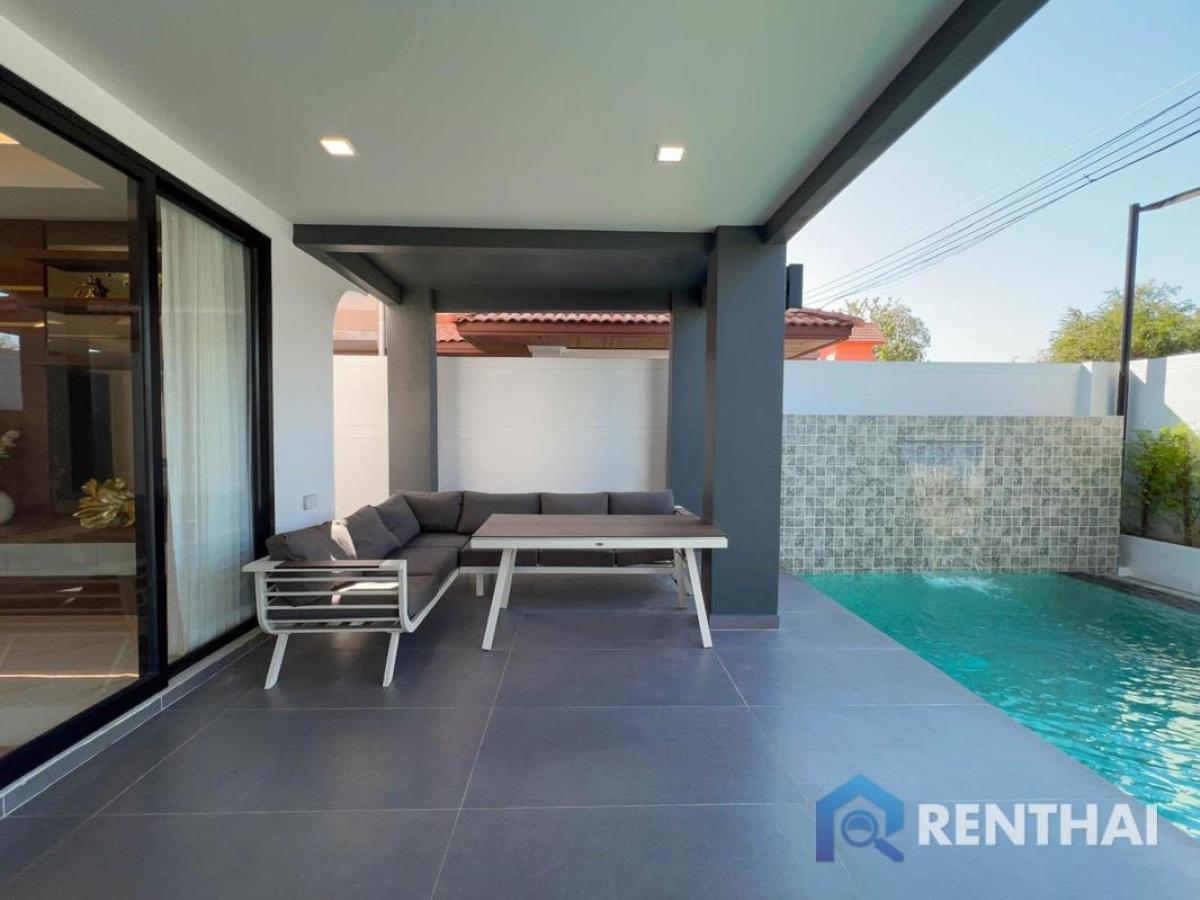 For SaleHousePattaya, Bangsaen, Chonburi : Modern 2 Storey Pool Villa close to Jomtien Beach