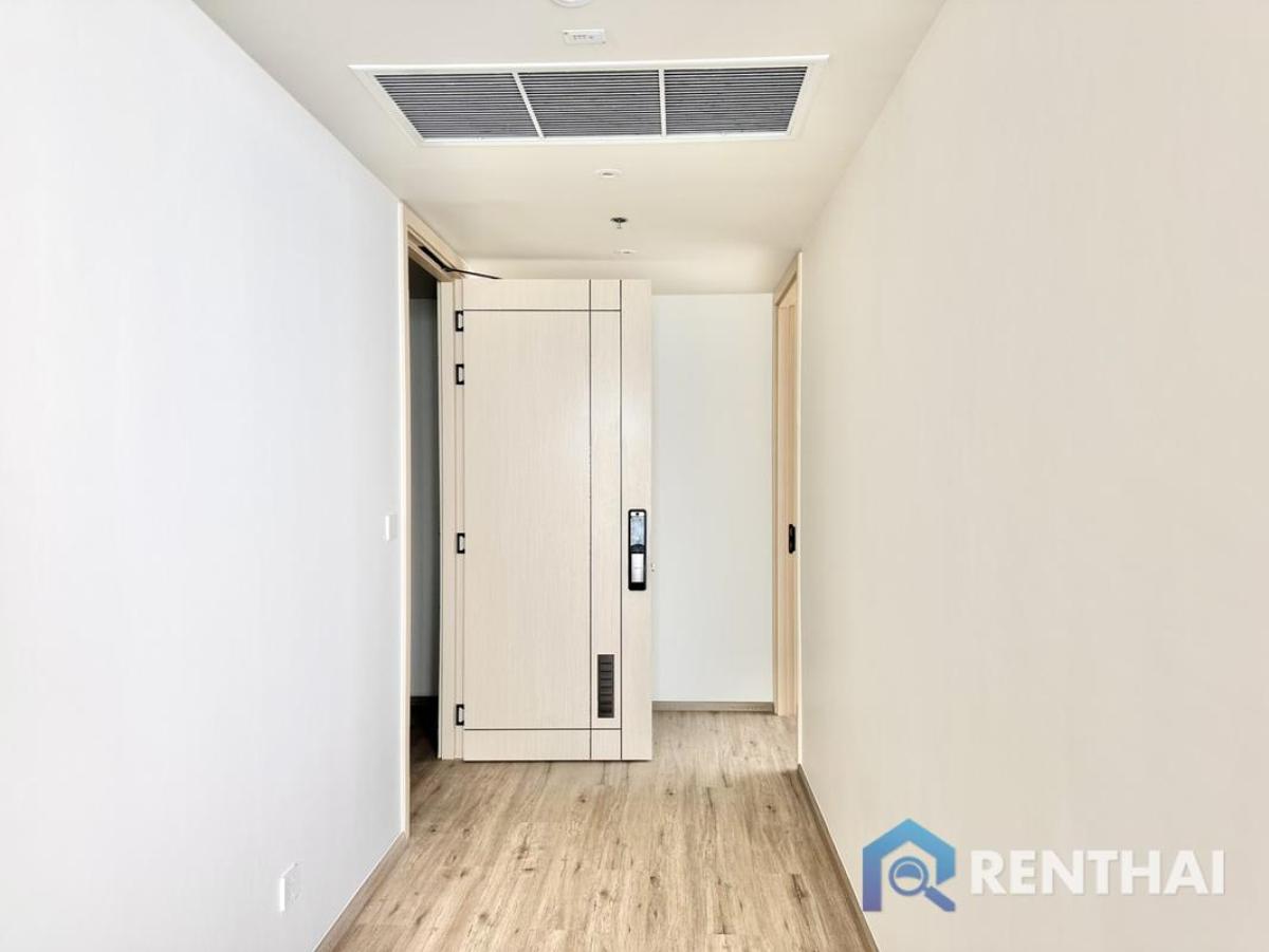 ขายคอนโดพัทยา บางแสน ชลบุรี สัตหีบ : Arom Wongamat คอนโดระดับ Ultra-Luxury 2 ห้องนอน ห้องมุม ชั้นสูง หายาก น่าครอบครอง