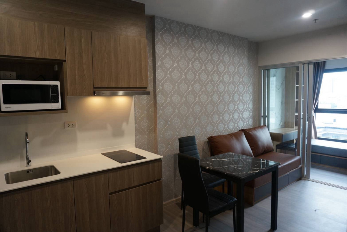 ให้เช่าคอนโดปิ่นเกล้า จรัญสนิทวงศ์ : ให้เช่า The Parkland จรัญ-ปิ่นเกล้า ตึก B ชั้น 9 ขนาด 35 ตร.ม. ราคา 15,000 บาท 