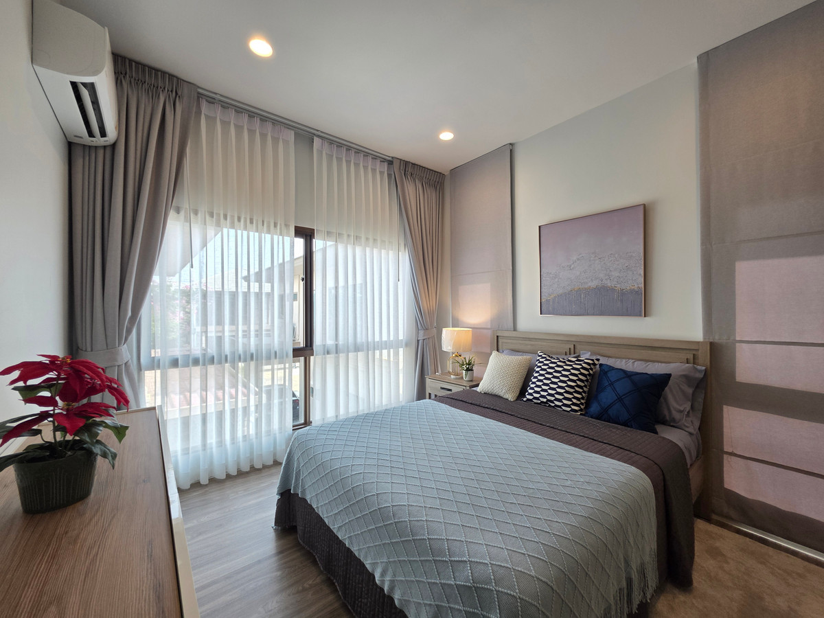 For RentHousePattanakan, Srinakarin : Detached house for rent at Burasiri Krungthep Kreetha near Brighton College