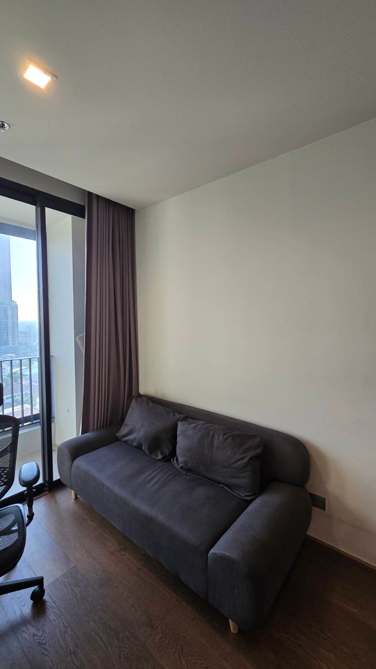 For RentCondoSukhumvit, Asoke, Thonglor : Condo for rent Ideo Q Sukhumvit 36, 2 bedroom condo, fully furnished, ready to move in, near BTS Thonglor!!