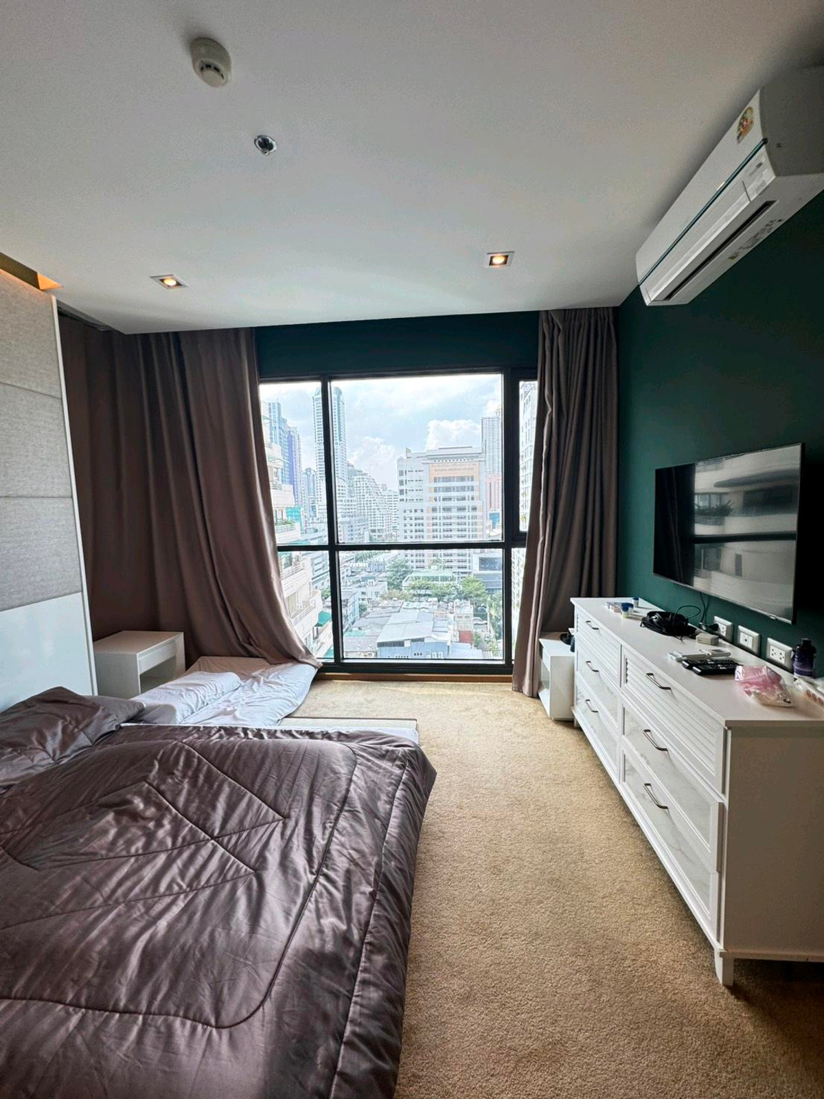 ขายคอนโดสาทร นราธิวาส : ✨ The Address Sathorn - ที่สุดของคอนโดหรูใจกลางซอยสาทร 12 | 2BR 76 ตร.ม. ราคาพิเศษ 13.5 ล้าน ครบจบทั้งการอยู่อาศัยและศักดิ์ศรี