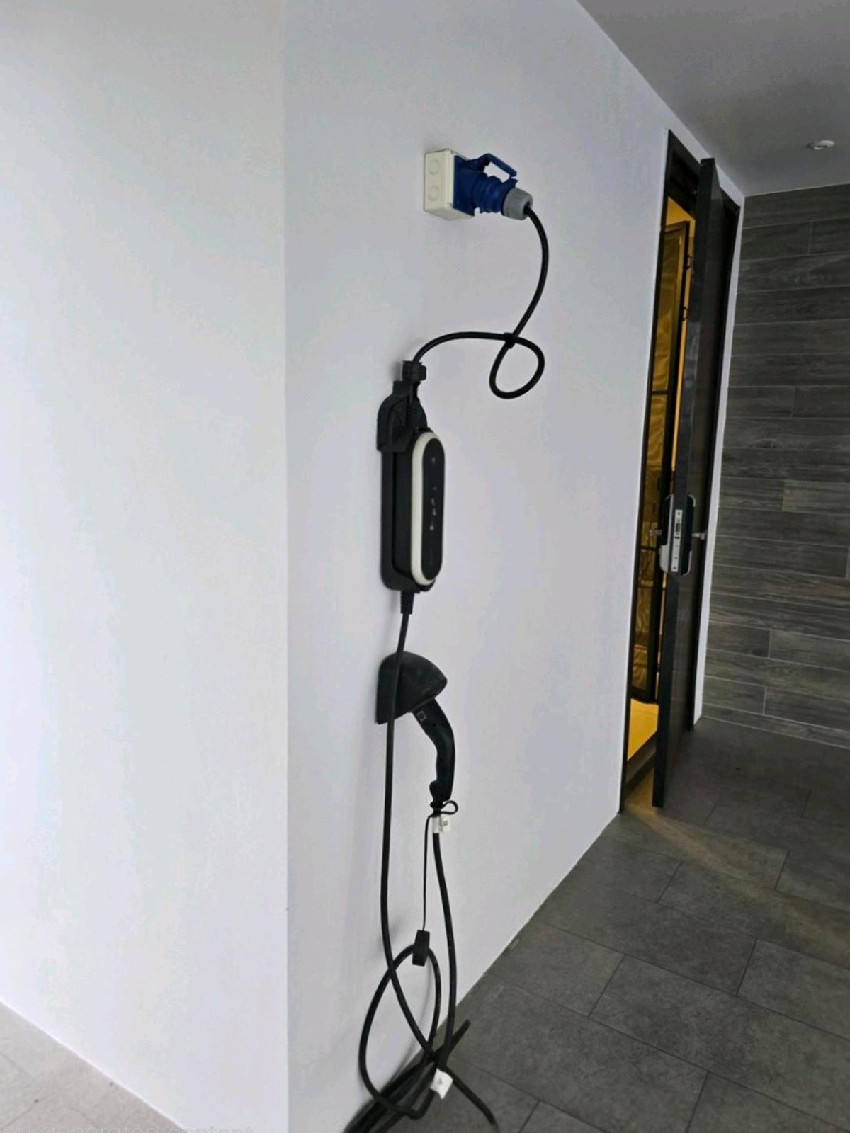 ให้เช่าบ้านพระราม 9 เพชรบุรีตัดใหม่ RCA : 🚩For Rent : Parc priva (พาร์ค พรีว่า) / 4bed, 5bath / 🔋🔌EV charger / Newly Renovated 