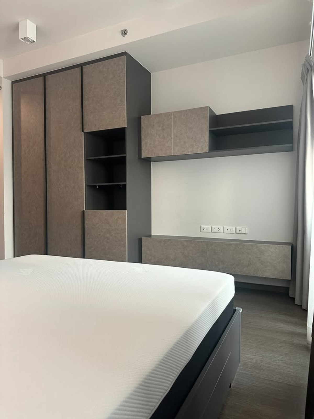 ให้เช่าคอนโดสะพานควาย จตุจักร : Condo for Rent: Ideo Phaholyothin–Chatuchak (H33693) Nearest BTS: Saphan Khwai Station 