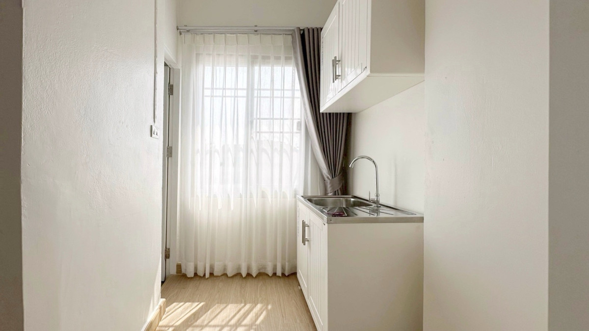 For SaleCondoPattanakan, Srinakarin : Installments 3,xxx available too?😲❗️ 🎇Here at Phatthanakan Life Complex 🎇