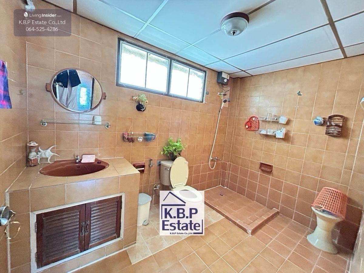 For RentTownhomeSathorn, Narathiwat : townhouse for rent(Coner House) 4Beds 4Baths 