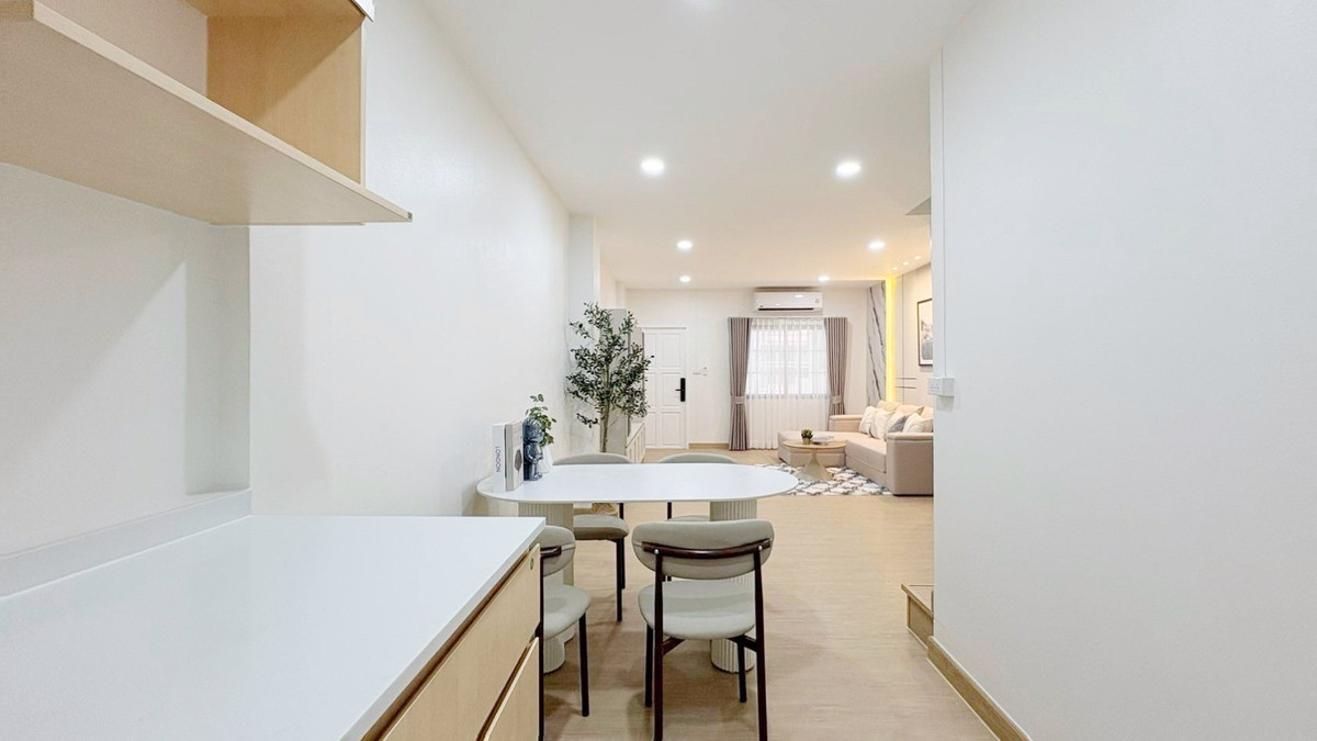 For SaleTownhomeLadprao101, Happy Land, The Mall Bang Kapi : 🏡 Baan Phibun Lat Phrao 101 II, 2-story townhome near the Yellow Line ✨✨