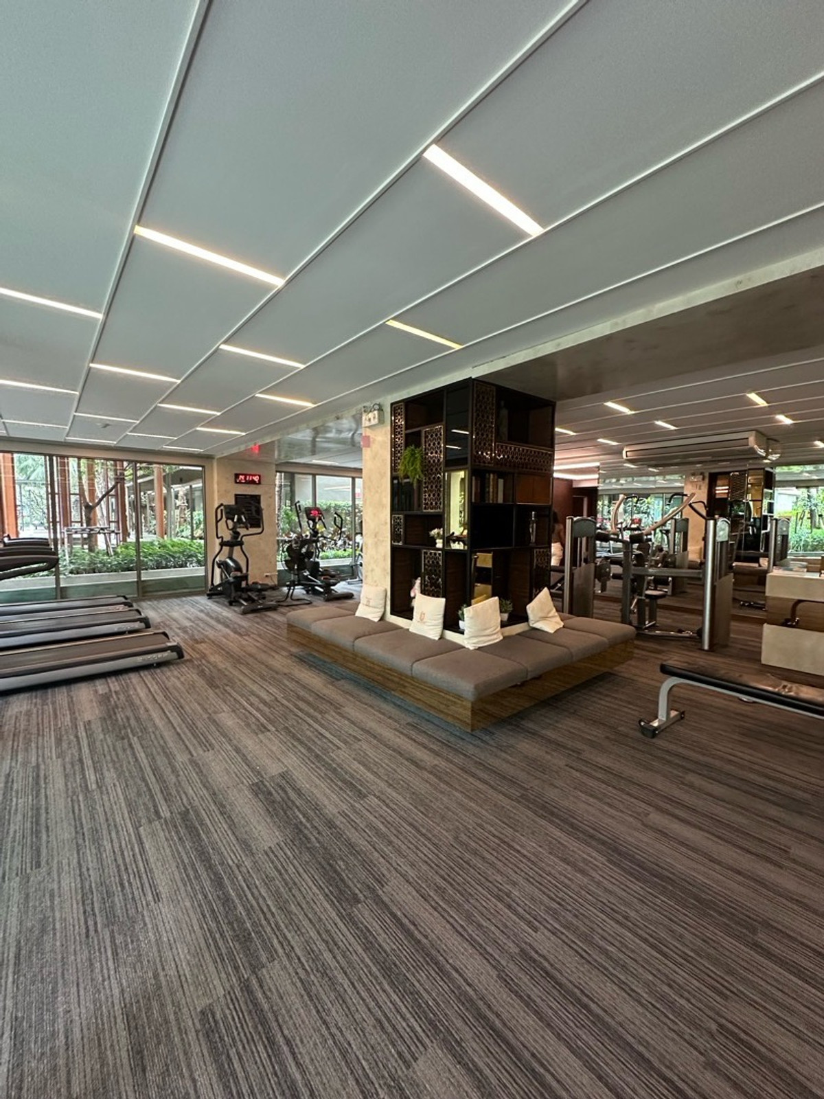 For RentCondoRatchadapisek, Huaikwang, Suttisan : For rent Metro Sky Ratchada