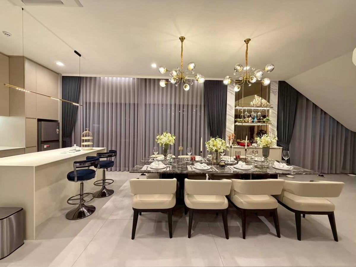 For RentHouseLadkrabang, Suwannaphum Airport : Single house Grand Bangkok Boulevard Krungthep Kreetha / 5 bedrooms (FOR RENT) BZD122