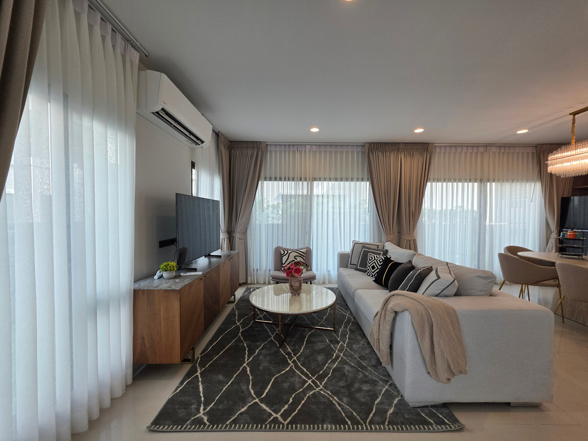 For RentHousePattanakan, Srinakarin : Detached house for rent at Burasiri Krungthep Kreetha near Brighton College