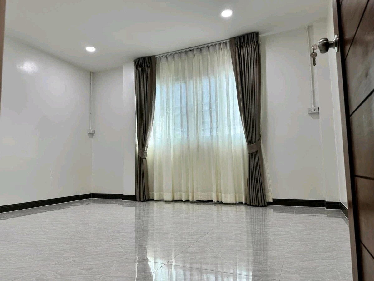 For RentHouseVipawadee, Don Mueang, Lak Si : 🚩 Narasiri Phahol–WatcharapolLuxury Premium Residence near international schools, expressway access