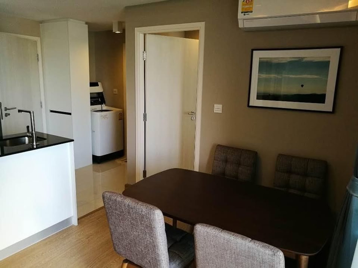 ให้เช่าคอนโดราชเทวี พญาไท : Maestro 12 45 sq.m. Please add LINE ID @806qphgn o8415o5483