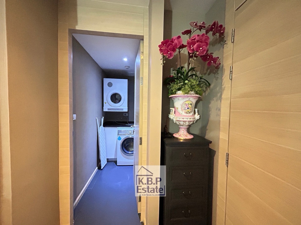 For RentCondoSilom, Saladaeng, Bangrak : For Rent Klass Silom Condo (Silom Soi3)2Beds 2Baths  Area 66 Sqm. Fully Furniture Ready to Move