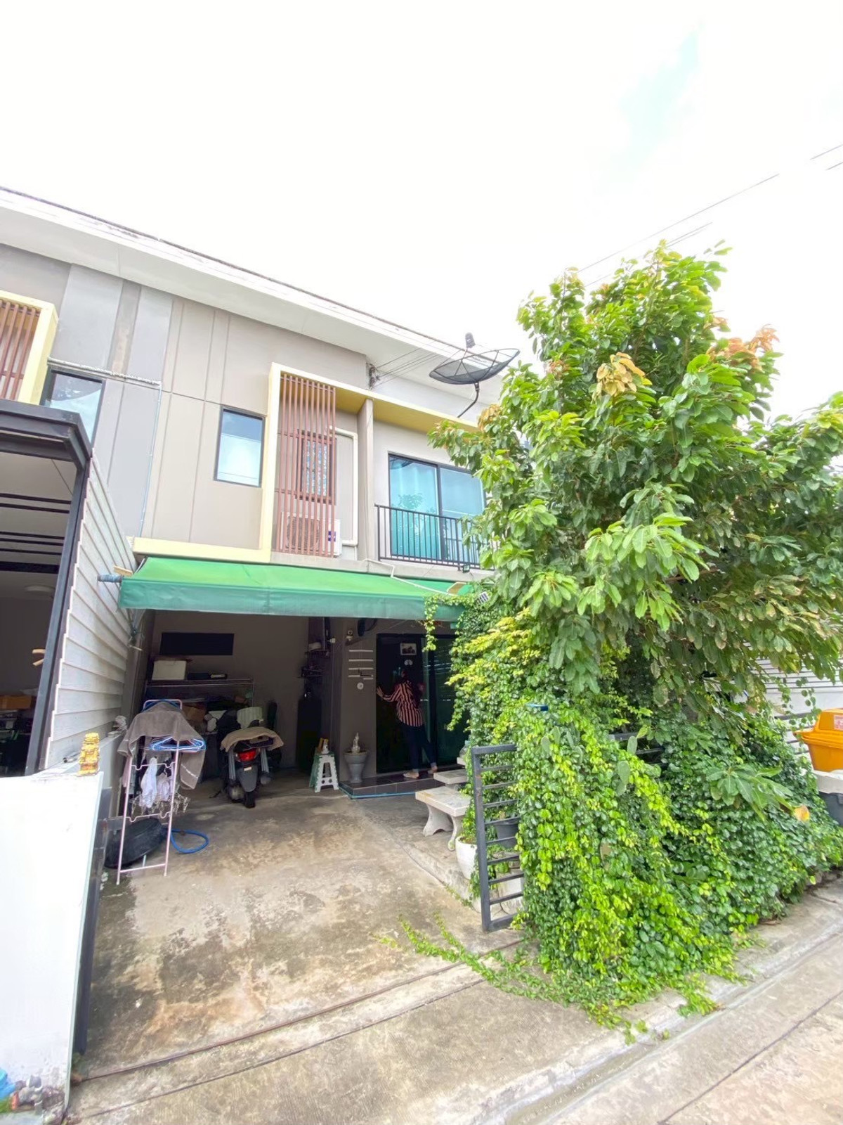 For SaleTownhomeLadkrabang, Suwannaphum Airport : Urgent sale, Townhouse The Connect Suvarnabhumi 2 | The Connect Suvarnabhumi 2, good price, fully furnished, ready to move in.