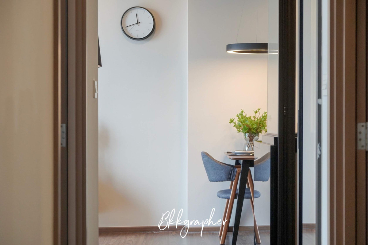 ขายคอนโดอ่อนนุช อุดมสุข : Top Floor ตัวจริงของโครงการ | The Line Sukhumvit 71 แต่งสถาปนิก ลดจาก 10.9 ล้าน เหลือ 8.5 ล้าน