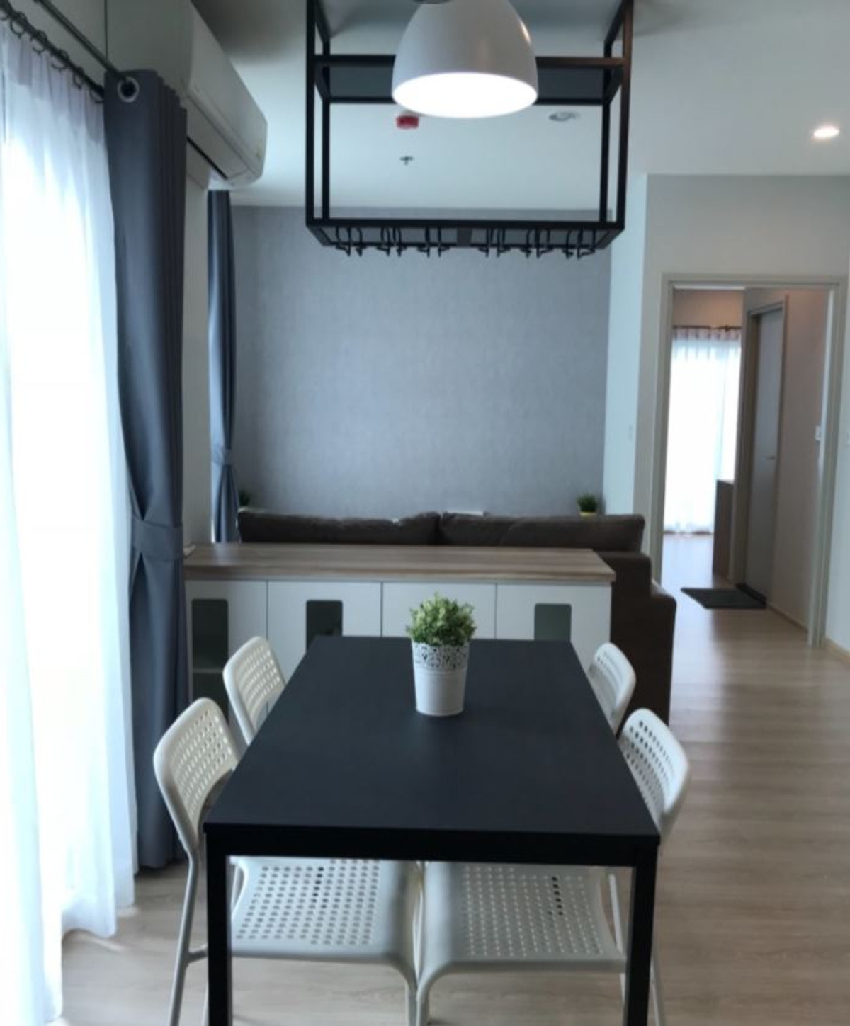 For RentCondoRatchadapisek, Huaikwang, Suttisan : !! Beautiful room for rent, Noble Revolve Ratchada 1 condo, near MRT Cultural Center.