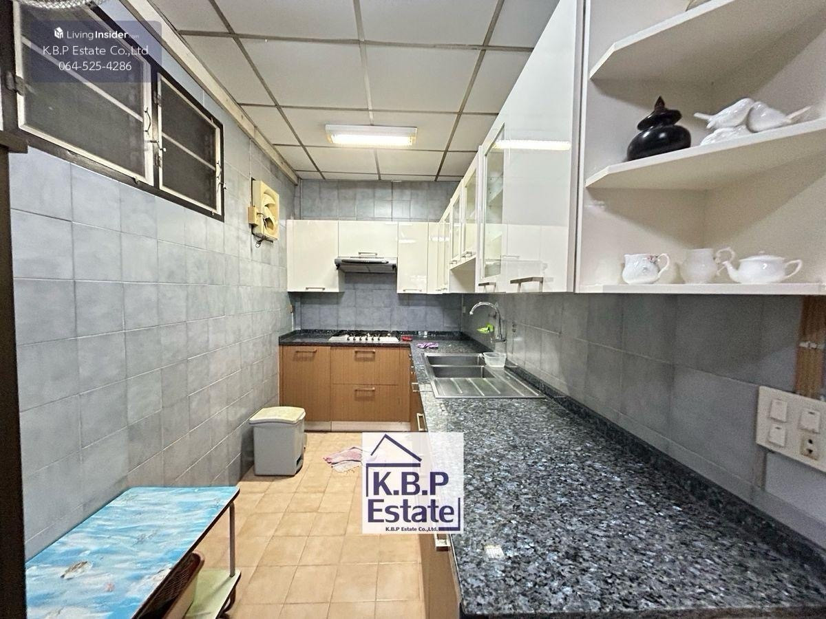 For RentTownhomeSathorn, Narathiwat : townhouse for rent(Coner House) 4Beds 4Baths 