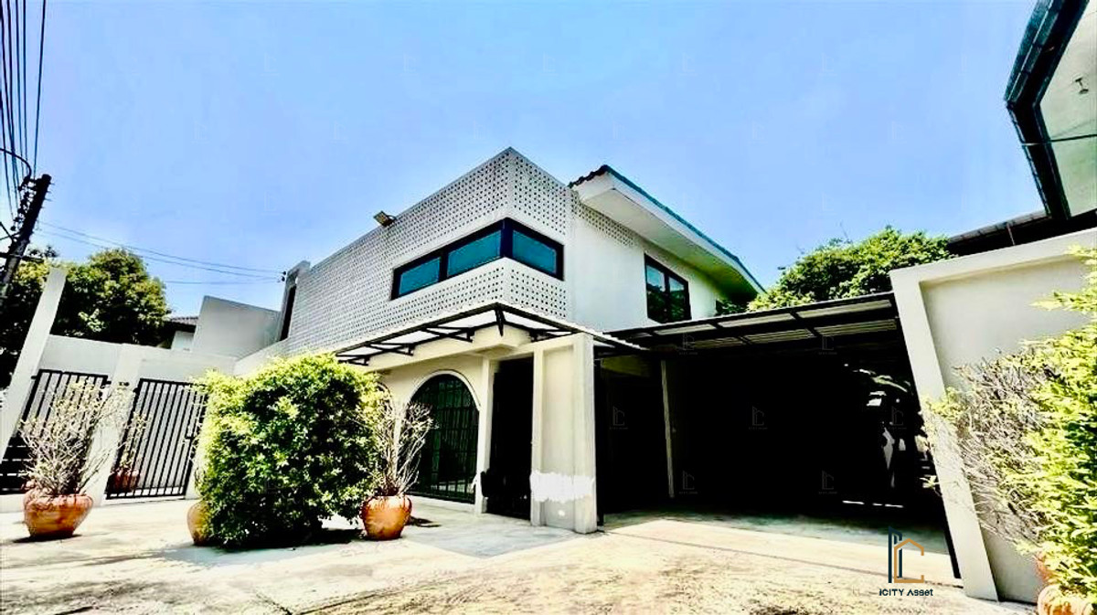 For SaleHouseRatchadapisek, Huaikwang, Suttisan : ✨Rare!! Home office - Sutthisan✨ 4b2b 19mb - Home Office - Sutthisan 📞Call 090 919 9898