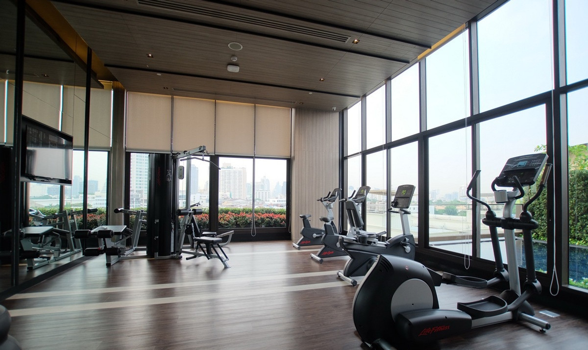 ขายคอนโดอ่อนนุช อุดมสุข : Top Floor ตัวจริงของโครงการ | The Line Sukhumvit 71 แต่งสถาปนิก ลดจาก 10.9 ล้าน เหลือ 8.5 ล้าน