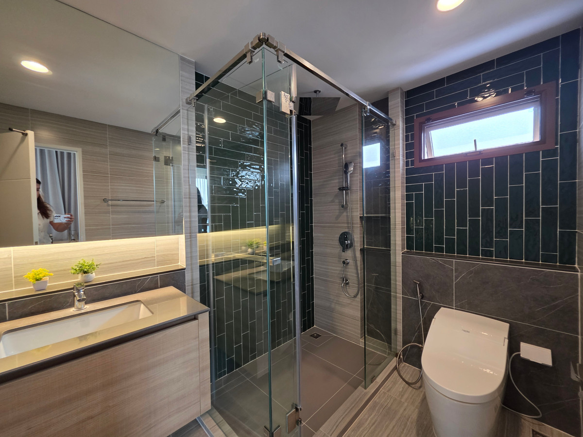 For RentHousePattanakan, Srinakarin : Detached house for rent at Burasiri Krungthep Kreetha near Brighton College