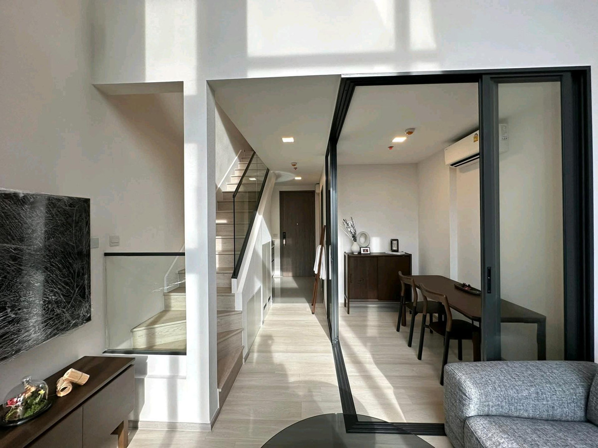 For RentCondoSapankwai,Jatujak : ✨ Brand new room, hard to find | Loft, two floors, view of Chatuchak Park, no obstruction ✨