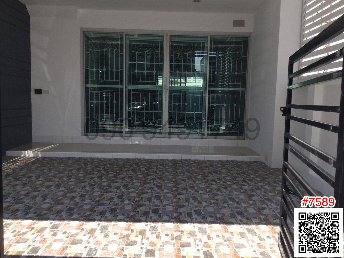 For RentTownhomeBang kae, Phetkasem : 3-story townhome for rent, Autumn Residence Phetkasem 114, corner house, near The Mall Bang Khae.