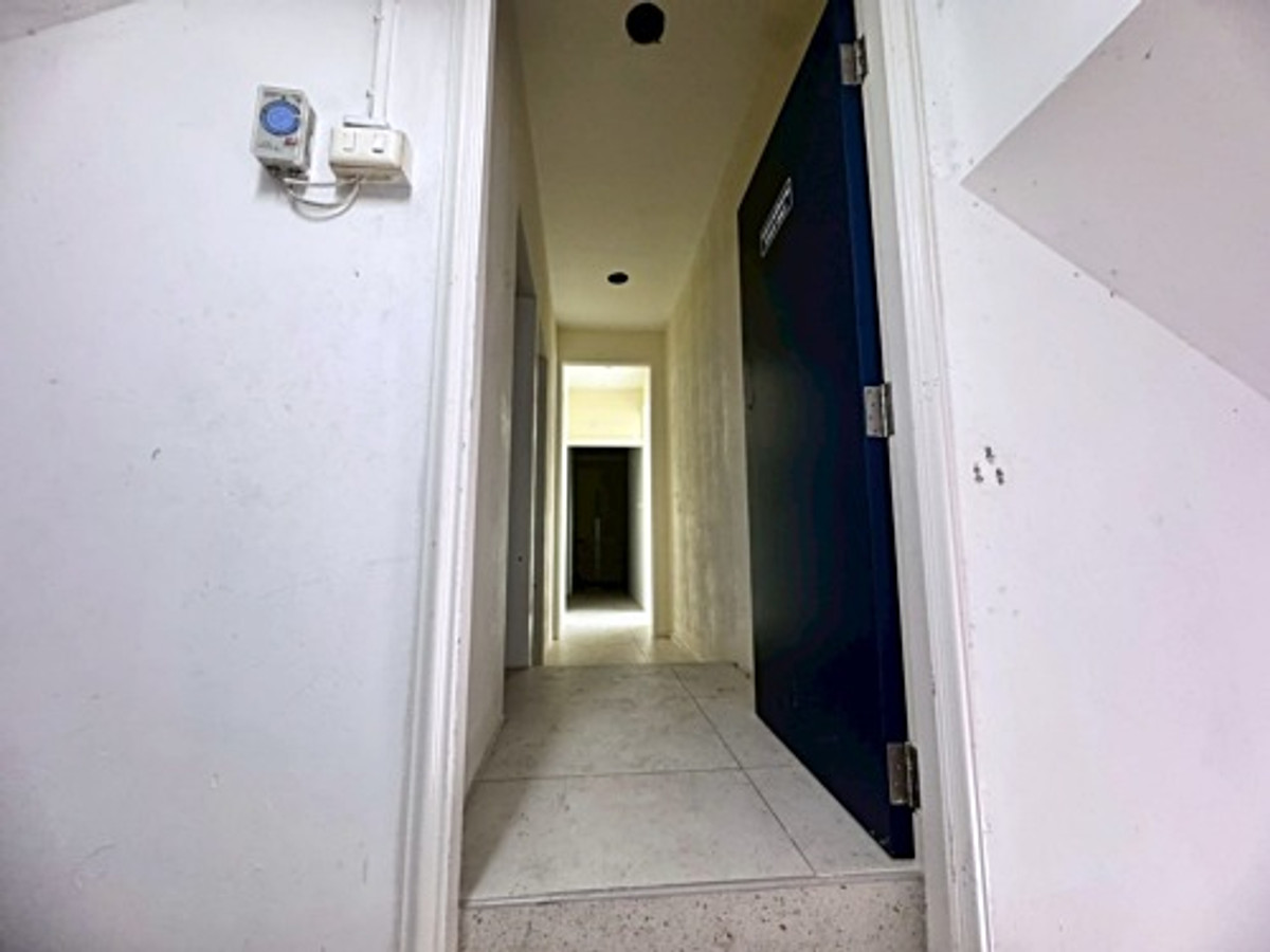 For RentOfficeSukhumvit, Asoke, Thonglor : Office space for rent, Soi Sukhumvit 55 (Thonglor 13), good location near business areas (N.1974)