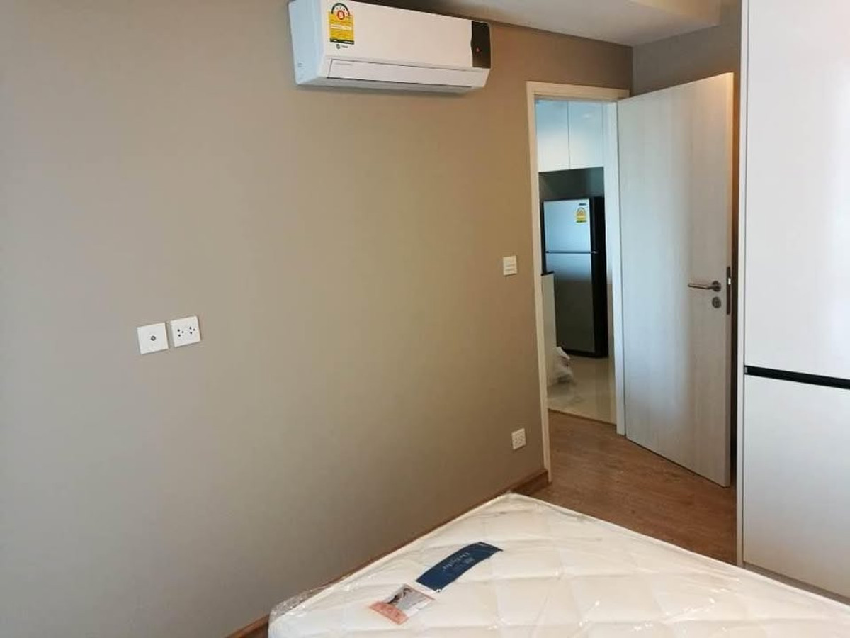 ให้เช่าคอนโดราชเทวี พญาไท : Maestro 12 45 sq.m. Please add LINE ID @806qphgn o8415o5483