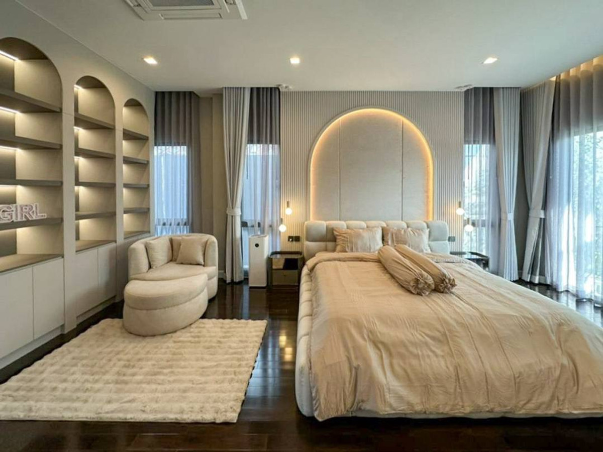 For RentHouseLadkrabang, Suwannaphum Airport : Single house Grand Bangkok Boulevard Krungthep Kreetha / 5 bedrooms (FOR RENT) BZD122