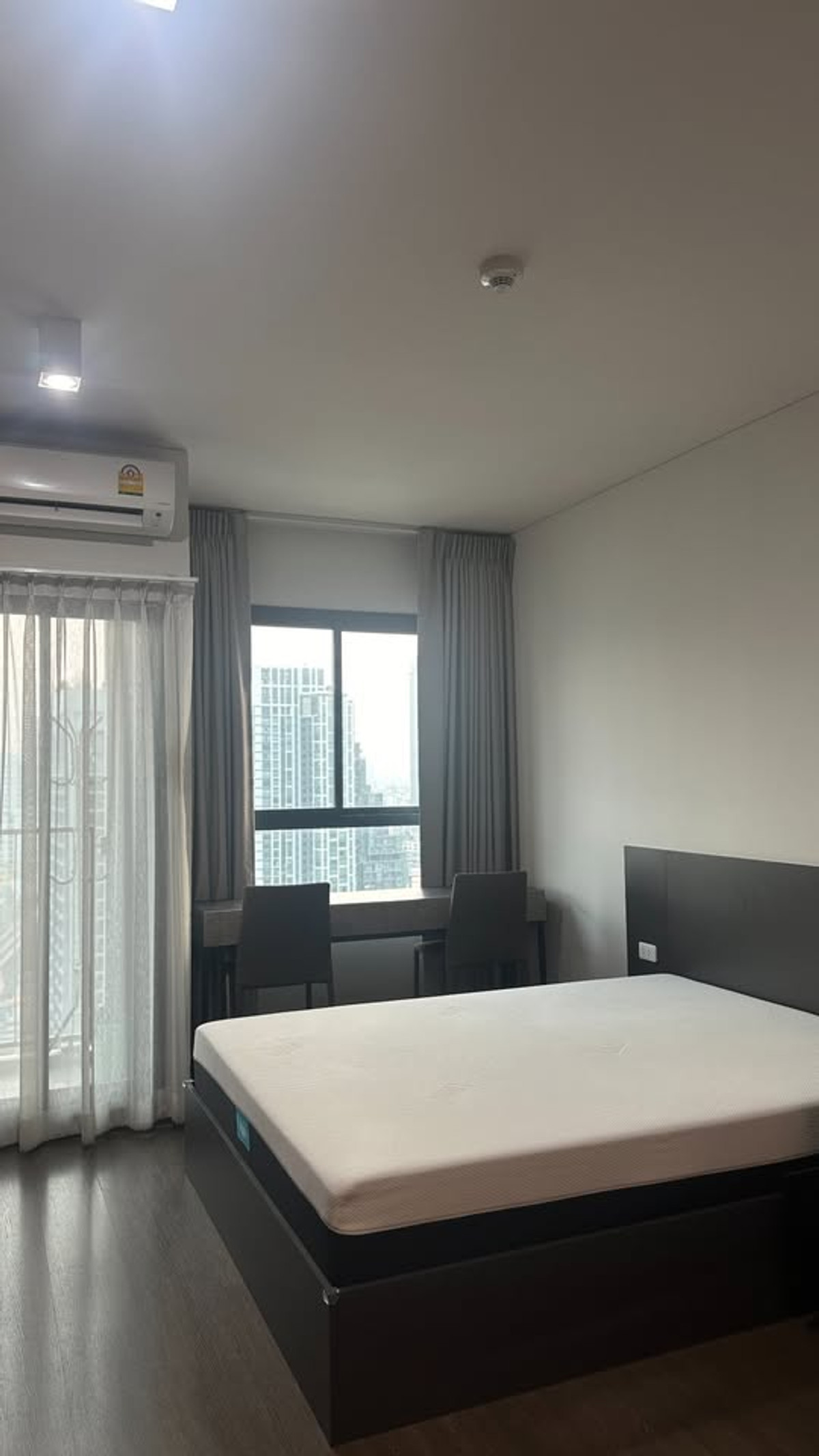ให้เช่าคอนโดสะพานควาย จตุจักร : Condo for Rent: Ideo Phaholyothin–Chatuchak (H33693) Nearest BTS: Saphan Khwai Station 