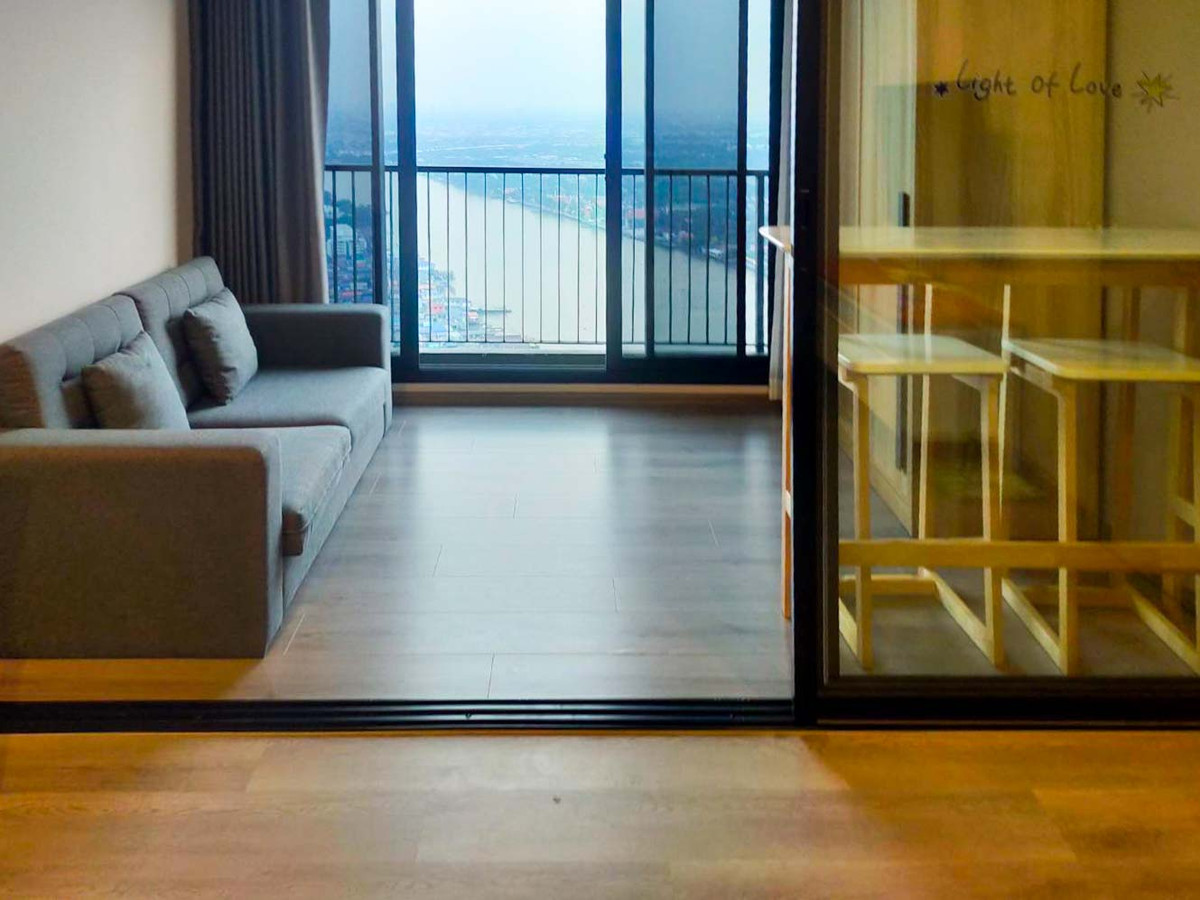 ขายคอนโดรัตนาธิเบศร์ สนามบินน้ำ พระนั่งเกล้า : ขาย คอนโด The Politan Rive แบบ 1 นอน 1 น้ำ 31 ตรม ชั้นสูง ระเบียงทิศใต้ วิวดีสุด ริมแม่น้ำเจ้าพระยา  ใกล้ MRT สะพานพระนั่งเกล้า นนทบุรี สนามบินน้ำ รัตนาธิเบศร์ : KT26S-001