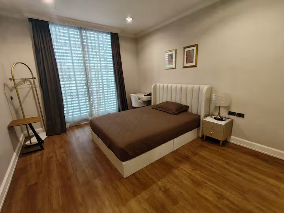 ให้เช่าทาวน์โฮมสุขุมวิท อโศก ทองหล่อ : ✨ให้เช่าบ้านหรู8ชั้นขนาดใหญ่เลี้ยงสัตว์ได้ย่านพร้อมพงษ์ 4ห้องนอน 680ตรม. เฟอร์นิเจอร์ครบ พร้อมสระว่ายน้ำและลิฟท์ส่วนตัว ใกล้BTS พร้อมพงษ์