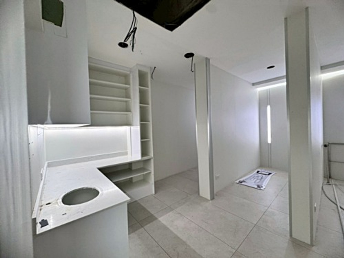 For RentOfficeSukhumvit, Asoke, Thonglor : Office space for rent, Soi Sukhumvit 55 (Thonglor 13), good location near business areas (N.1974)