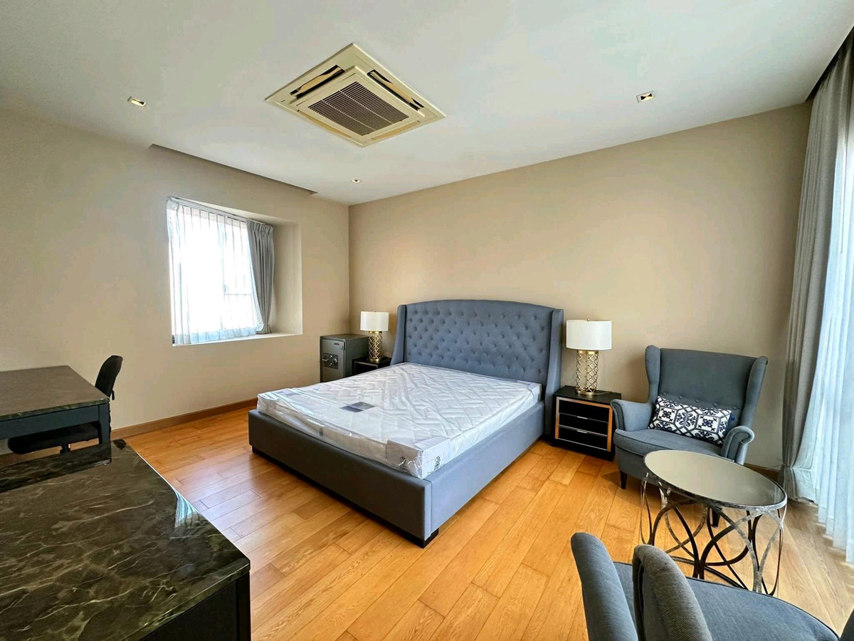 ให้เช่าบ้านพระราม 9 เพชรบุรีตัดใหม่ RCA : 🚩For Rent : Parc priva (พาร์ค พรีว่า) / 4bed, 5bath / 🔋🔌EV charger / Newly Renovated 