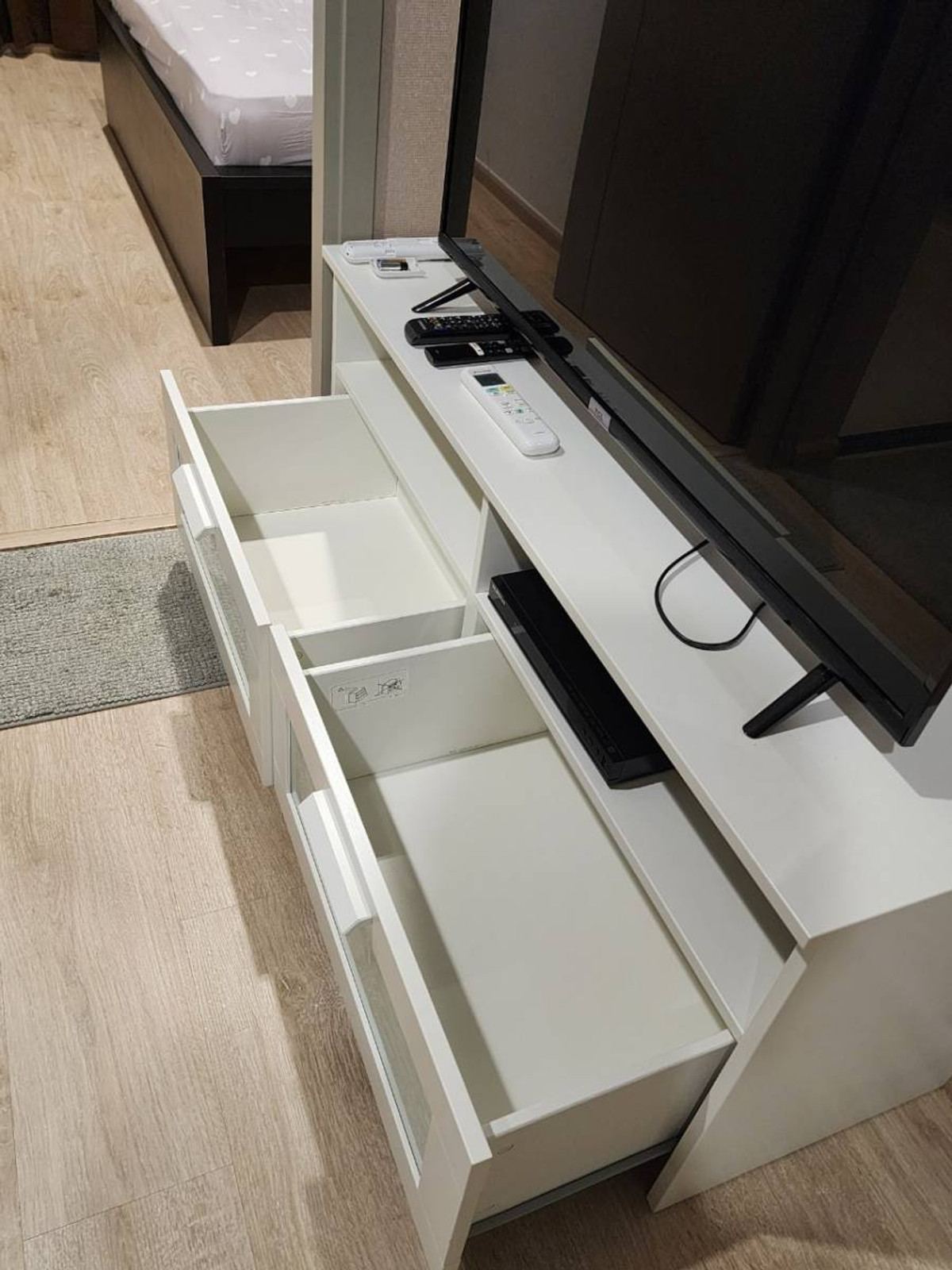 For RentCondoRama9, Petchburi, RCA : !! Beautiful room for rent, Condo Ideo New Rama 9, near Airport Link Ramkhamhaeng.