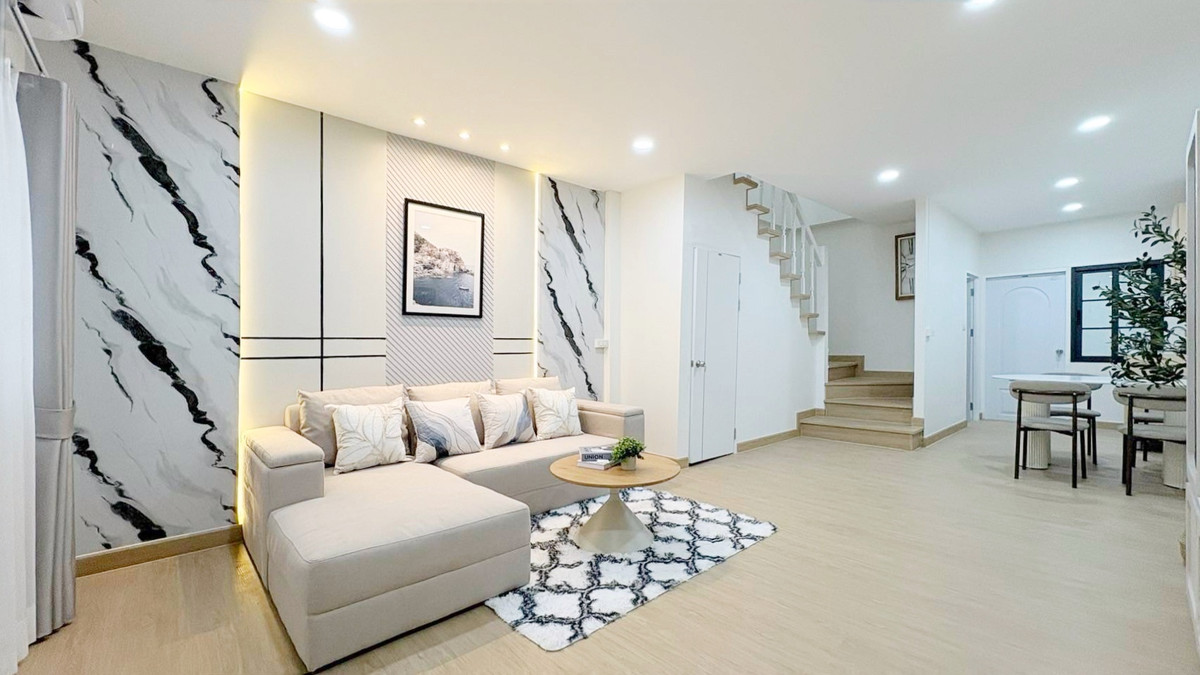 For SaleTownhomeLadprao101, Happy Land, The Mall Bang Kapi : <🏠2-story townhome🏠> Modern English style I Baan Phibun Lat Phrao 101 I