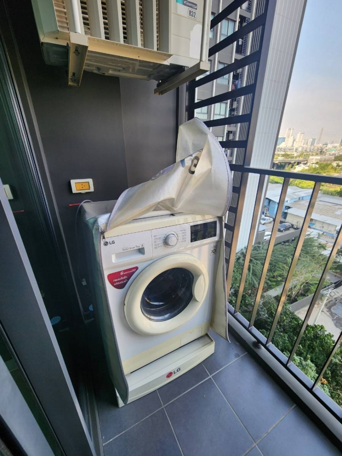 For RentCondoRama9, Petchburi, RCA : !! Beautiful room for rent, Condo Ideo New Rama 9, near Airport Link Ramkhamhaeng.