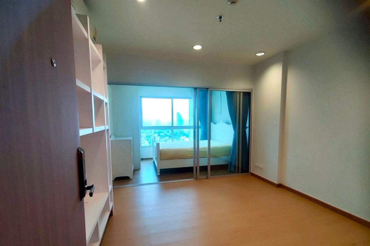 ให้เช่าคอนโดสาทร นราธิวาส : ว่างพร้อมอยู่  Fuse Chan–Sathorn (ฟิวส์ จันทน์–สาทร) ชั้นสูง วิวเปิดโล่ง