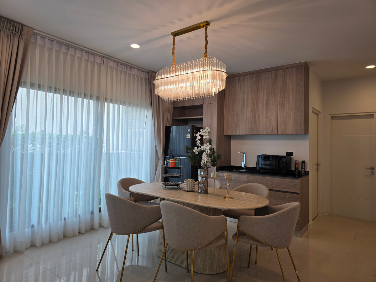 For RentHousePattanakan, Srinakarin : Detached house for rent at Burasiri Krungthep Kreetha near Brighton College