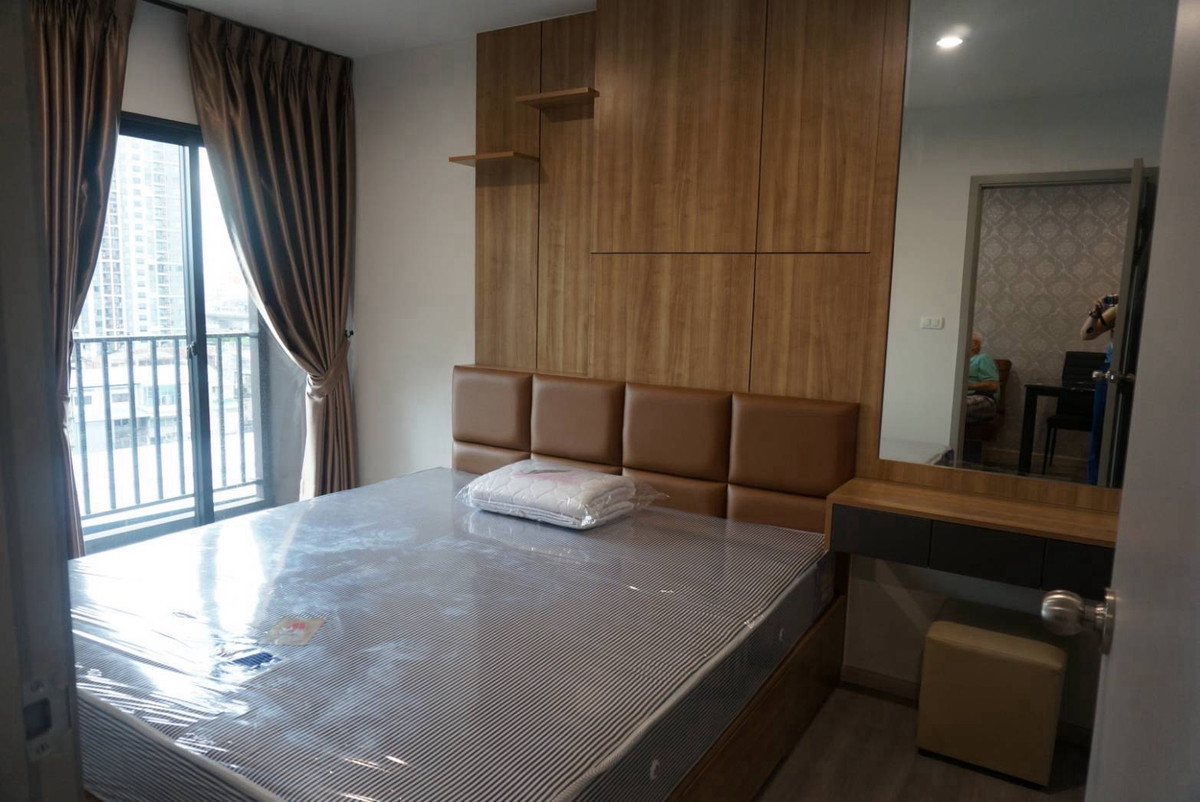 For RentCondoPinklao, Charansanitwong : For rent, The Parkland Charan-Pinklao, Building B, 9th floor, size 35 sq m., price 15,500 baht.