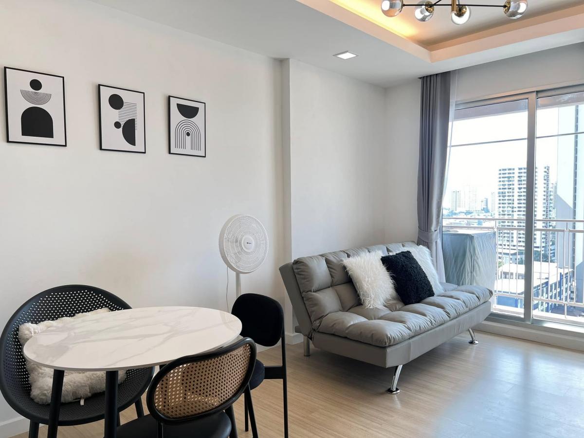 For RentCondoRama9, Petchburi, RCA : Luxury condo 1 bedroom in Thonglor area, near BTS for only 20,000 baht/month!Includes swimming pool, fitness center, and complete amenities!