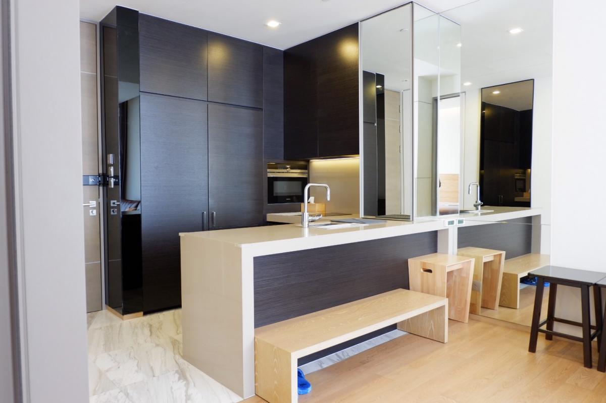 For RentCondoSilom, Saladaeng, Bangrak : Rent a condo Saladaeng One 1 bedroom 50 sqm. near BTS Lumpini!With swimming pool, fitness, 24-hour security. Price 45,000 THB/month.