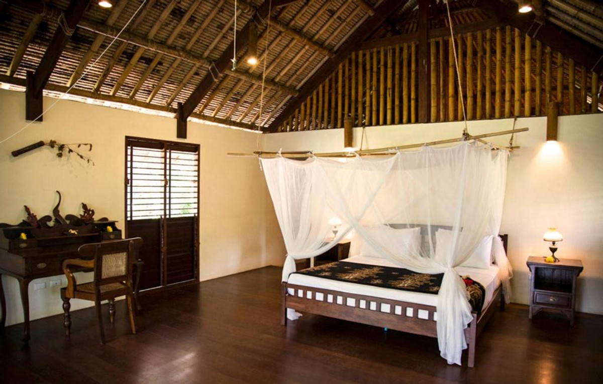 ขายกิจการโรงแรม & กิจการอพาร์ตเมนต์พังงา : ขายรีสอร์ทติดทะเล บนเกาะยาวน้อย จ.พังงา หาดทรายขาวละเอียด 3-3-90 ไร่